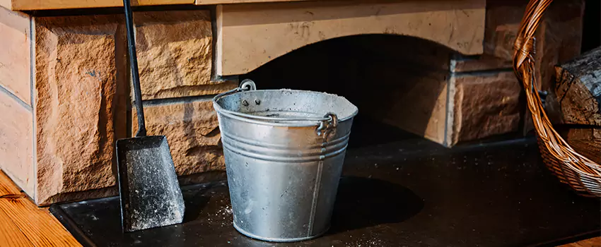 Clean The Fireplace Mantle And Hearth in Lincoln Estates, Florida